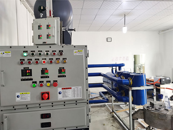 使用反應釜控溫防爆模溫機控溫，提高生產醫藥中間體的質量