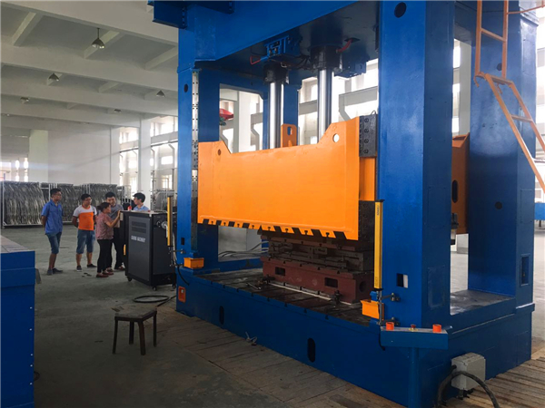 模溫機加熱管擺放設(shè)計