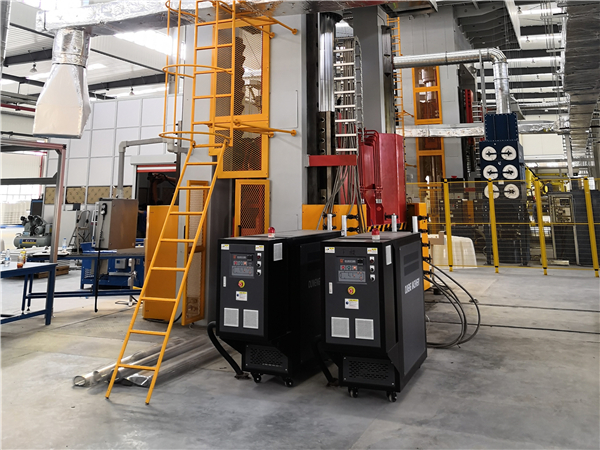 復合材料模壓成型，油循環溫度控制機有哪些作用？「歐能機械」